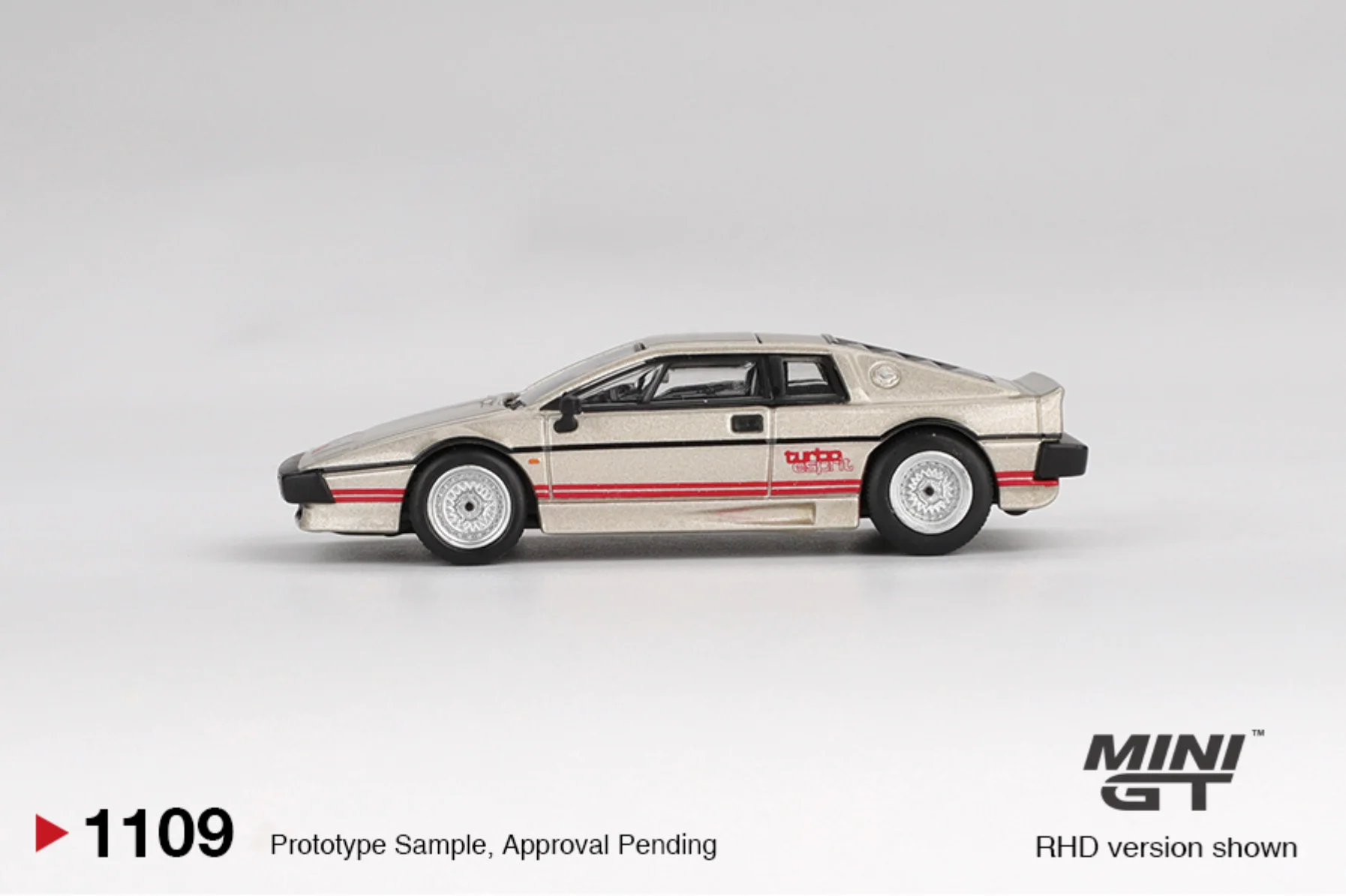 MINIGT 164 MGT01109 Lotus Esprit Turbo Metallic Silver