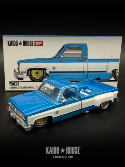 Kaido House X MINIGT KHMG192 Chevrolet Silverado Dually Vintage Spec V1 Blue